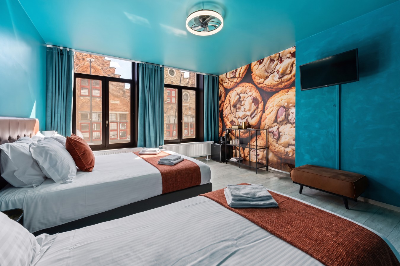 Sweet Chocolate Room by Charlie's Choco Factory — Chocolate Suites Brugge