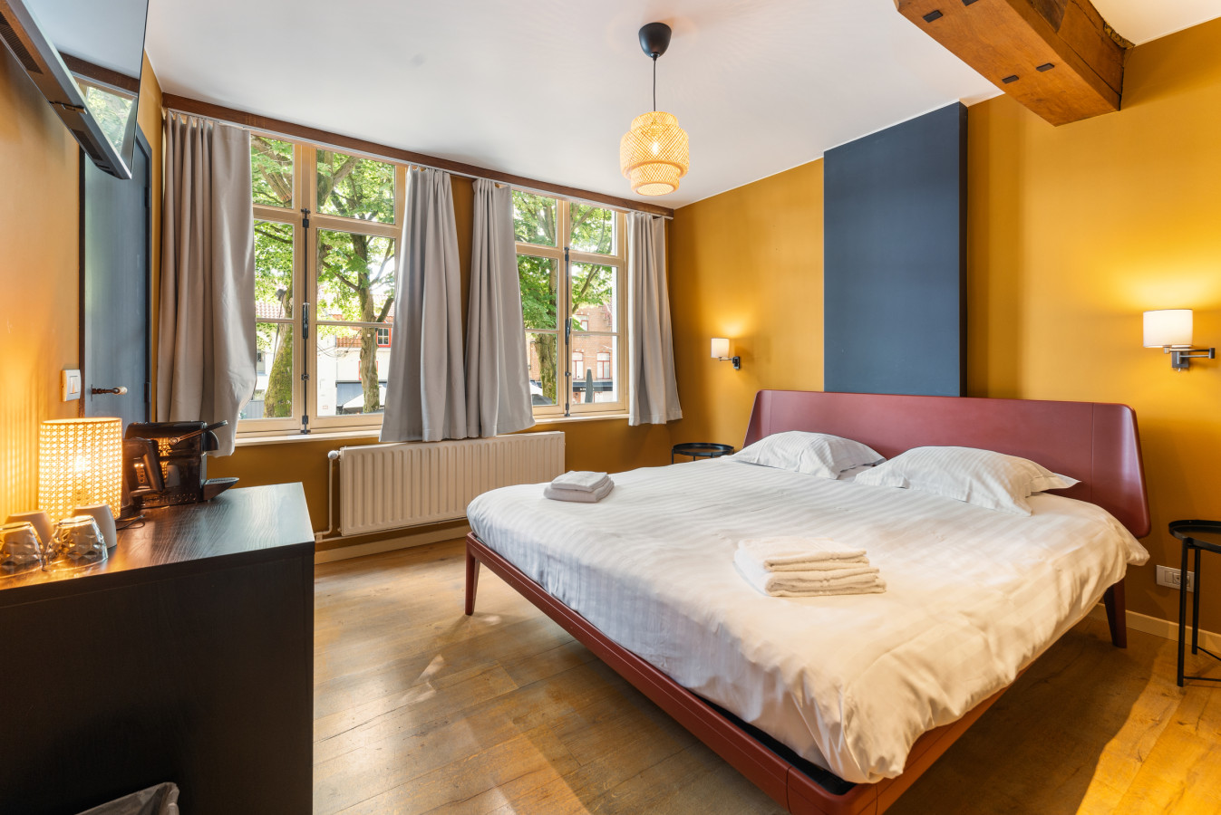 Amazing scenic city view room — The Lake Suites Bruges