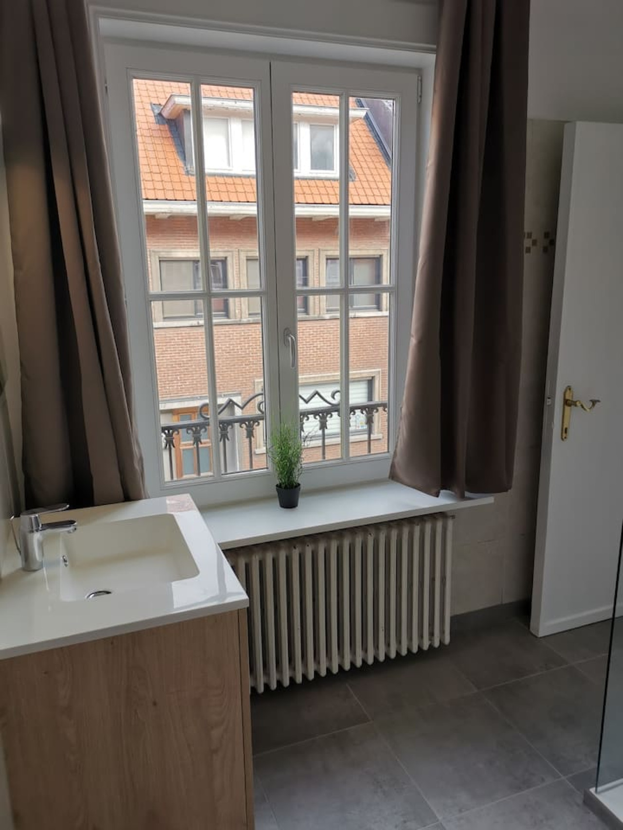 Spacious Quadruple Suite photo 4