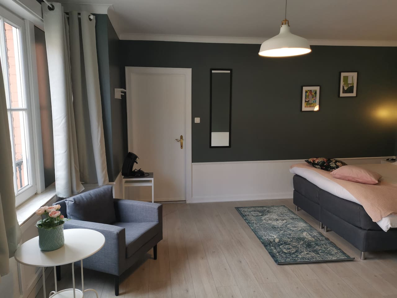 Spacious Quadruple Suite photo 18