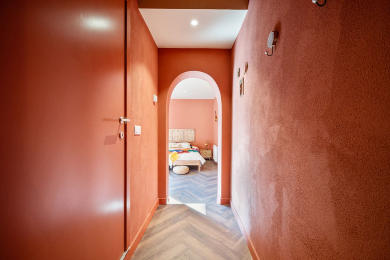 Global Groove Room 7