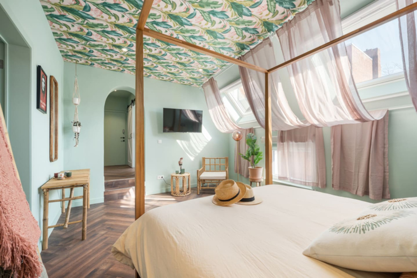 The Music Suites - Little Havana Salsa Room