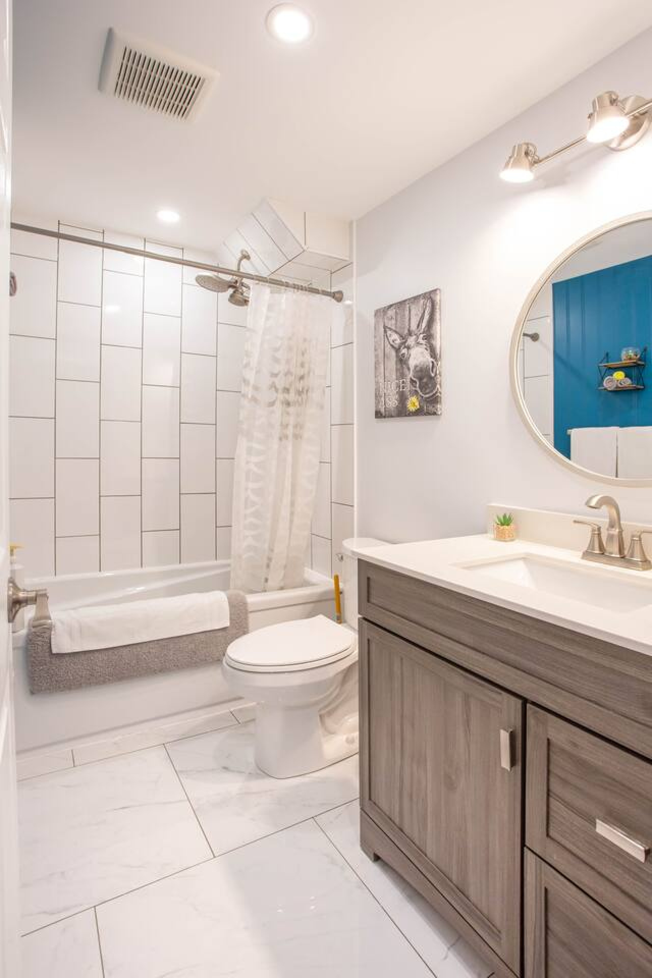 Beautiful Apartment 5 mins from Innisfil Beach