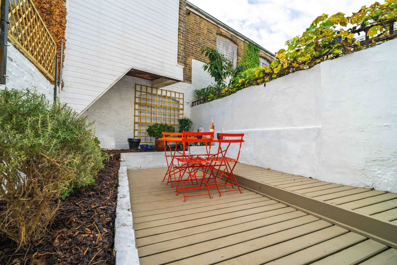 Ramsgate |Charming Seaside Cottage |Garden in 12 Rodney Street - Property image 43 - VivreStays