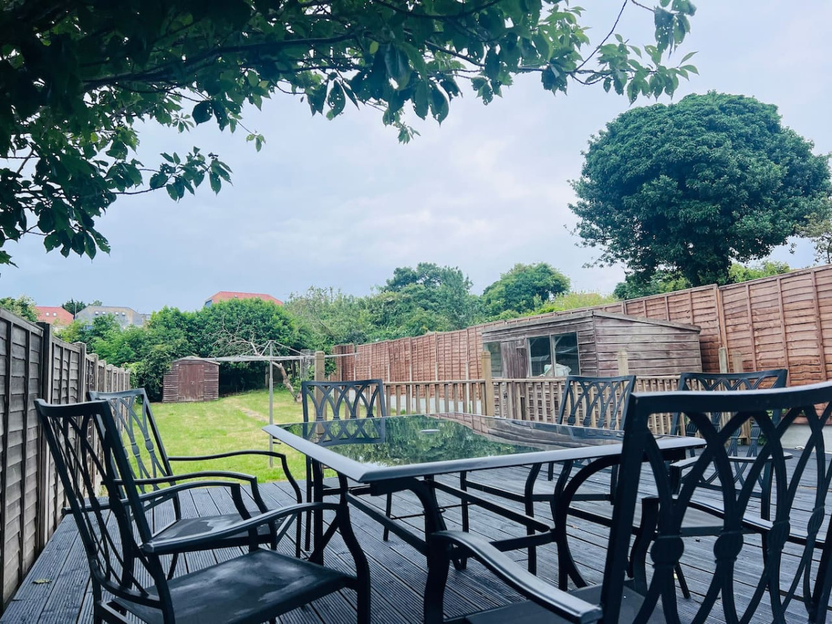 Broadstairs | Family Home |Games Room | Parking | Beach 5 mins in 69 Bradstow Way - Property image 63 - VivreStays