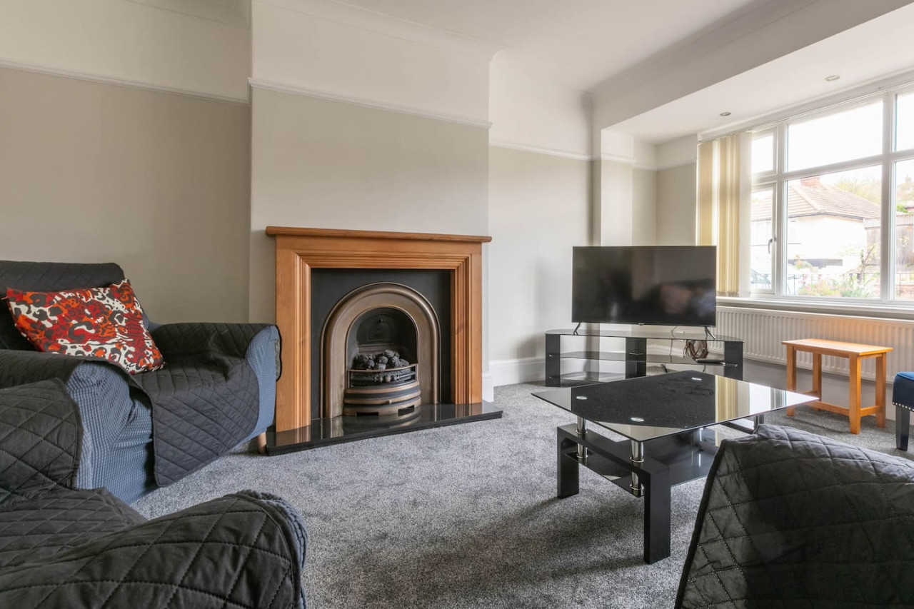 Broadstairs | Family Home |Games Room | Parking | Beach 5 mins in 69 Bradstow Way - Property image 14 - VivreStays