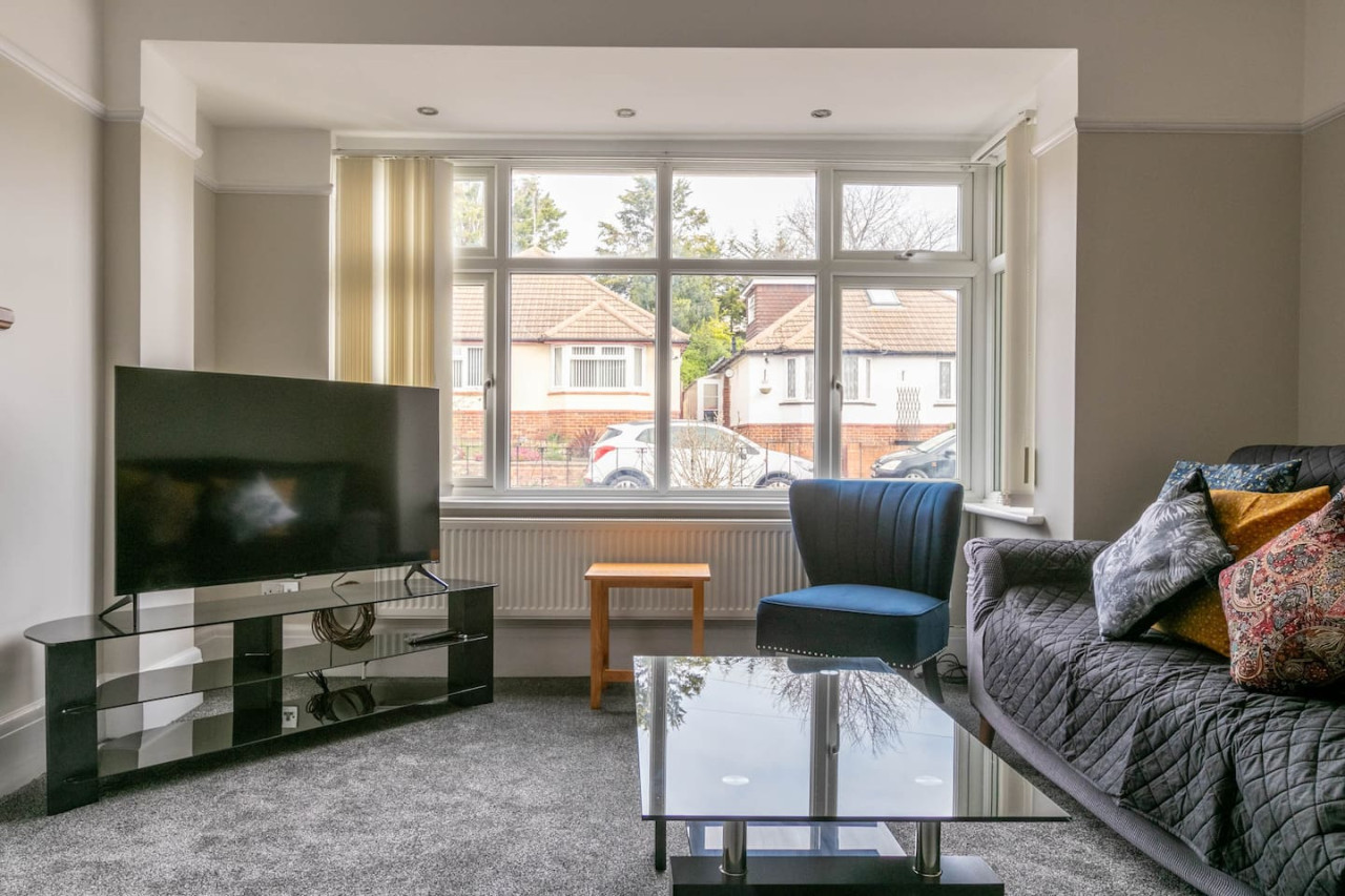 Broadstairs | Family Home |Games Room | Parking | Beach 5 mins in 69 Bradstow Way - Property image 15 - VivreStays