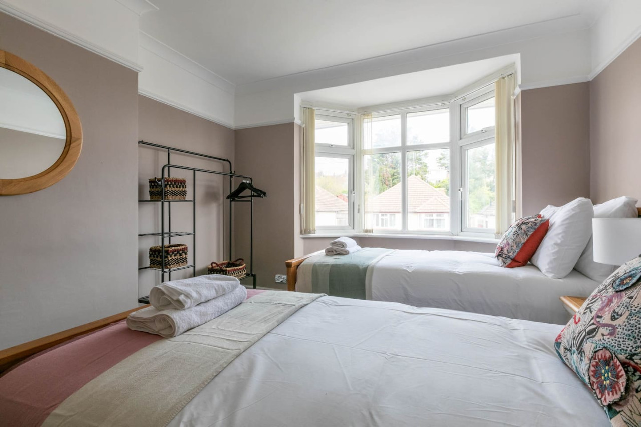 Broadstairs | Family Home |Games Room | Parking | Beach 5 mins in 69 Bradstow Way - Property image 51 - VivreStays