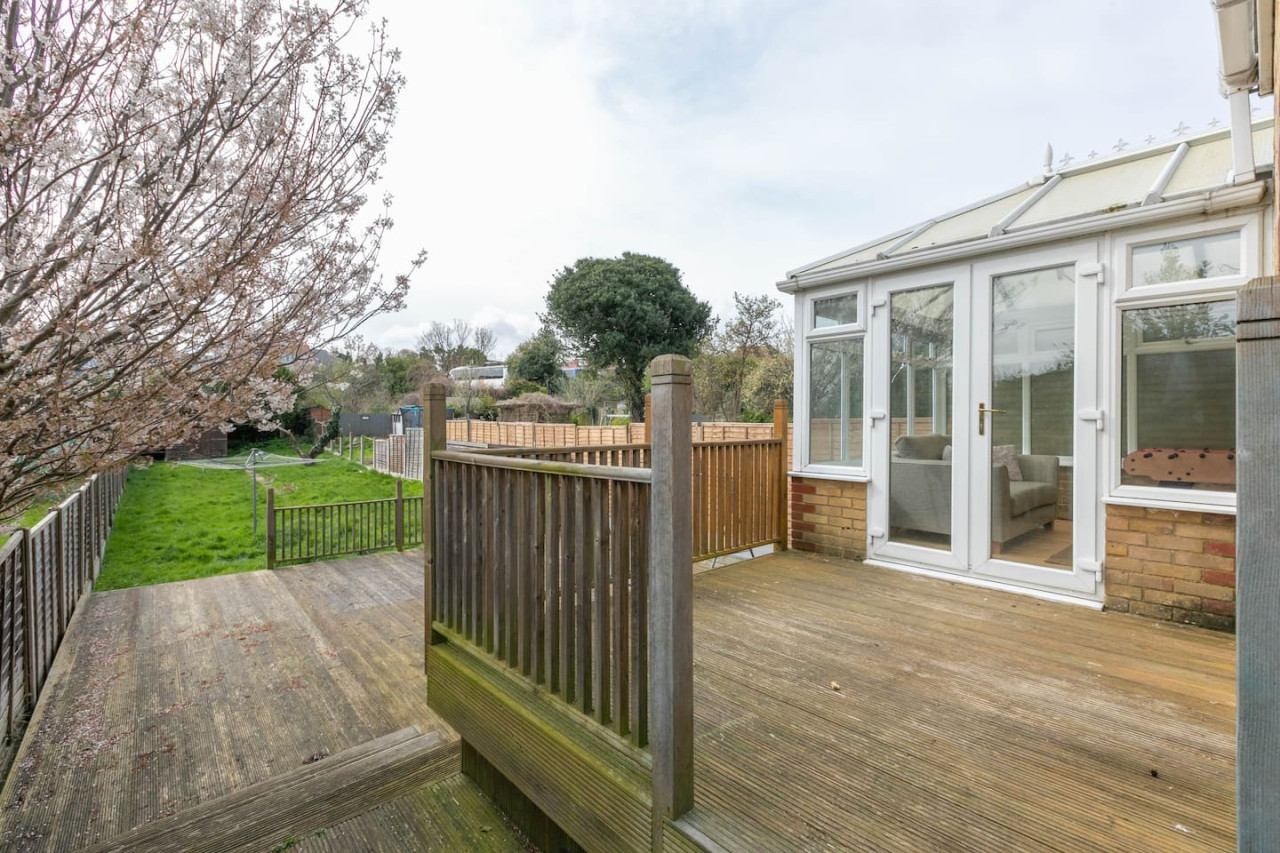 Broadstairs | Family Home |Games Room | Parking | Beach 5 mins in 69 Bradstow Way - Property image 56 - VivreStays