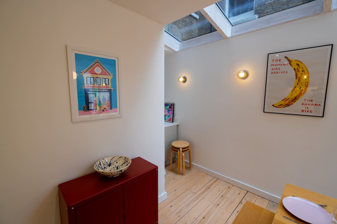 Broadstairs | ColourPop 5 Bed House | Parking | Beach/Bars 2 min in 28 York Street - Property image 26 - VivreStays