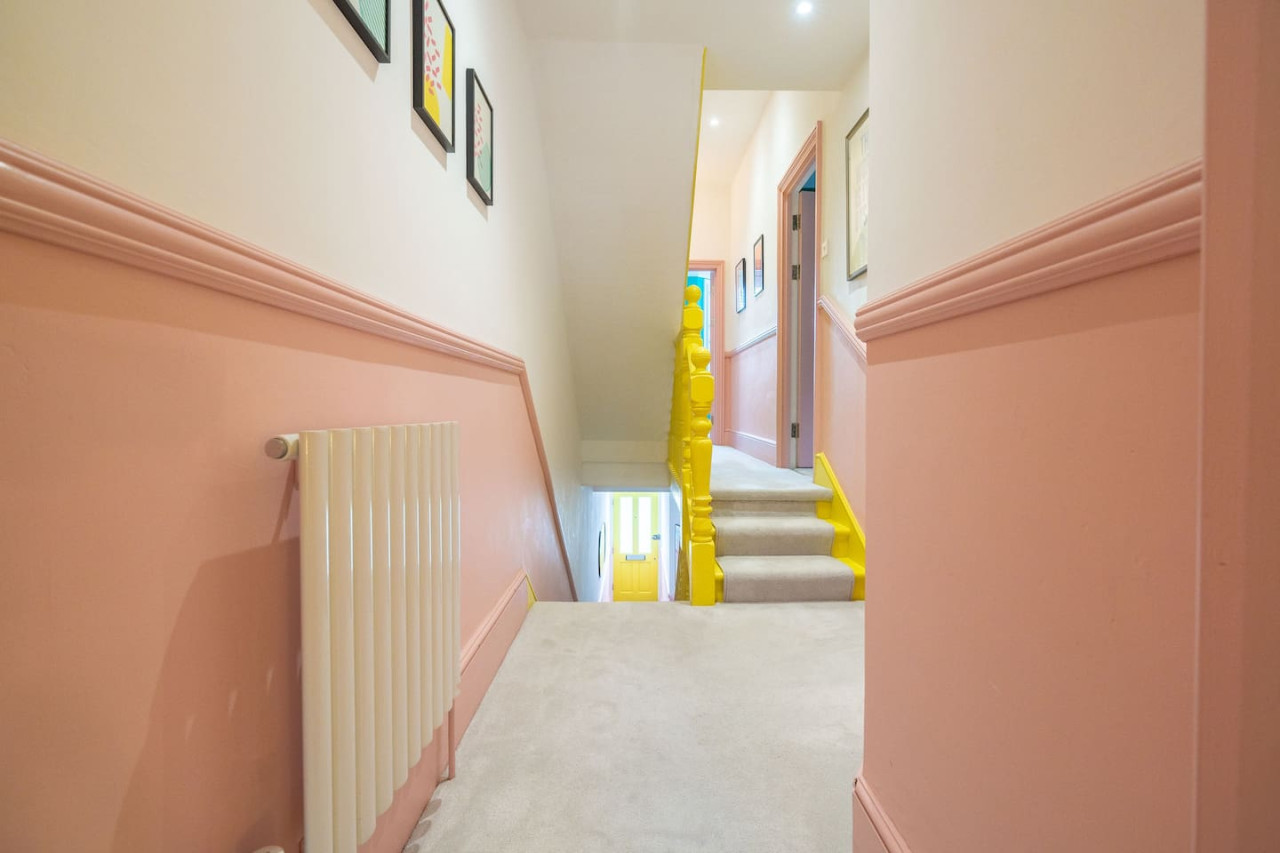 Broadstairs | ColourPop 5 Bed House | Parking | Beach/Bars 2 min in 28 York Street - Property image 70 - VivreStays