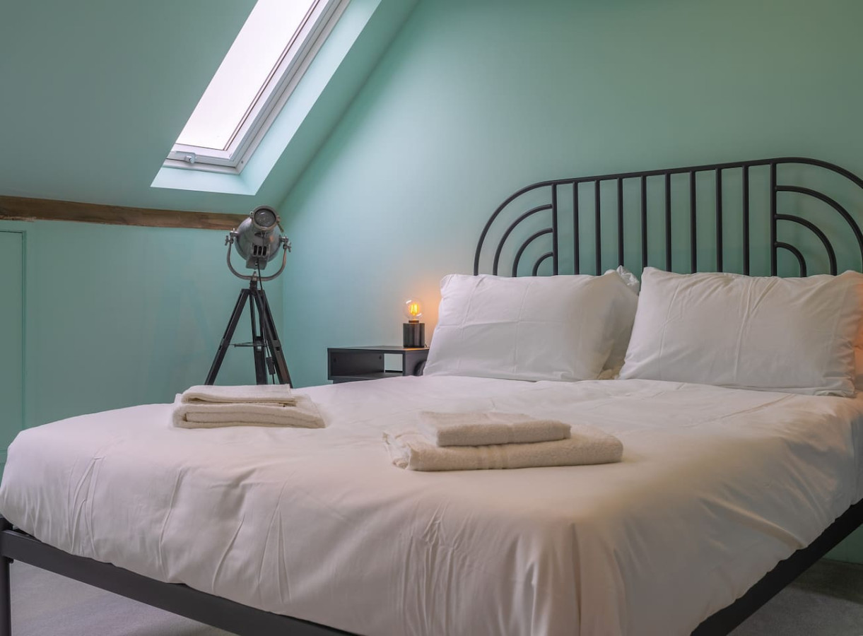 Broadstairs | ColourPop 5 Bed House | Parking | Beach/Bars 2 min in 28 York Street - Property image 46 - VivreStays