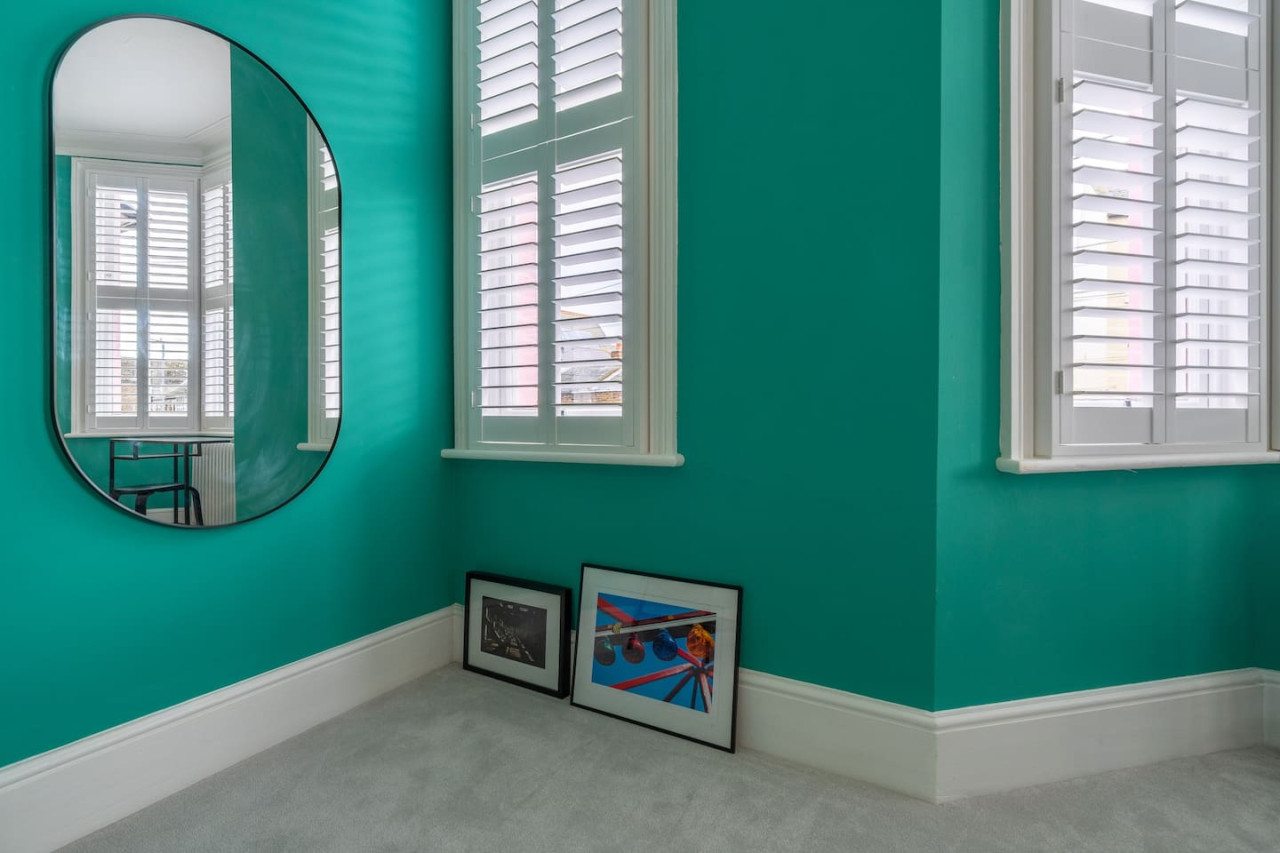 Broadstairs | ColourPop 5 Bed House | Parking | Beach/Bars 2 min in 28 York Street - Property image 33 - VivreStays
