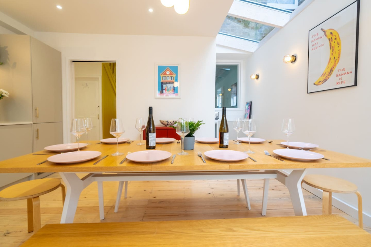 Broadstairs | ColourPop 5 Bed House | Parking | Beach/Bars 2 min in 28 York Street - Property image 18 - VivreStays