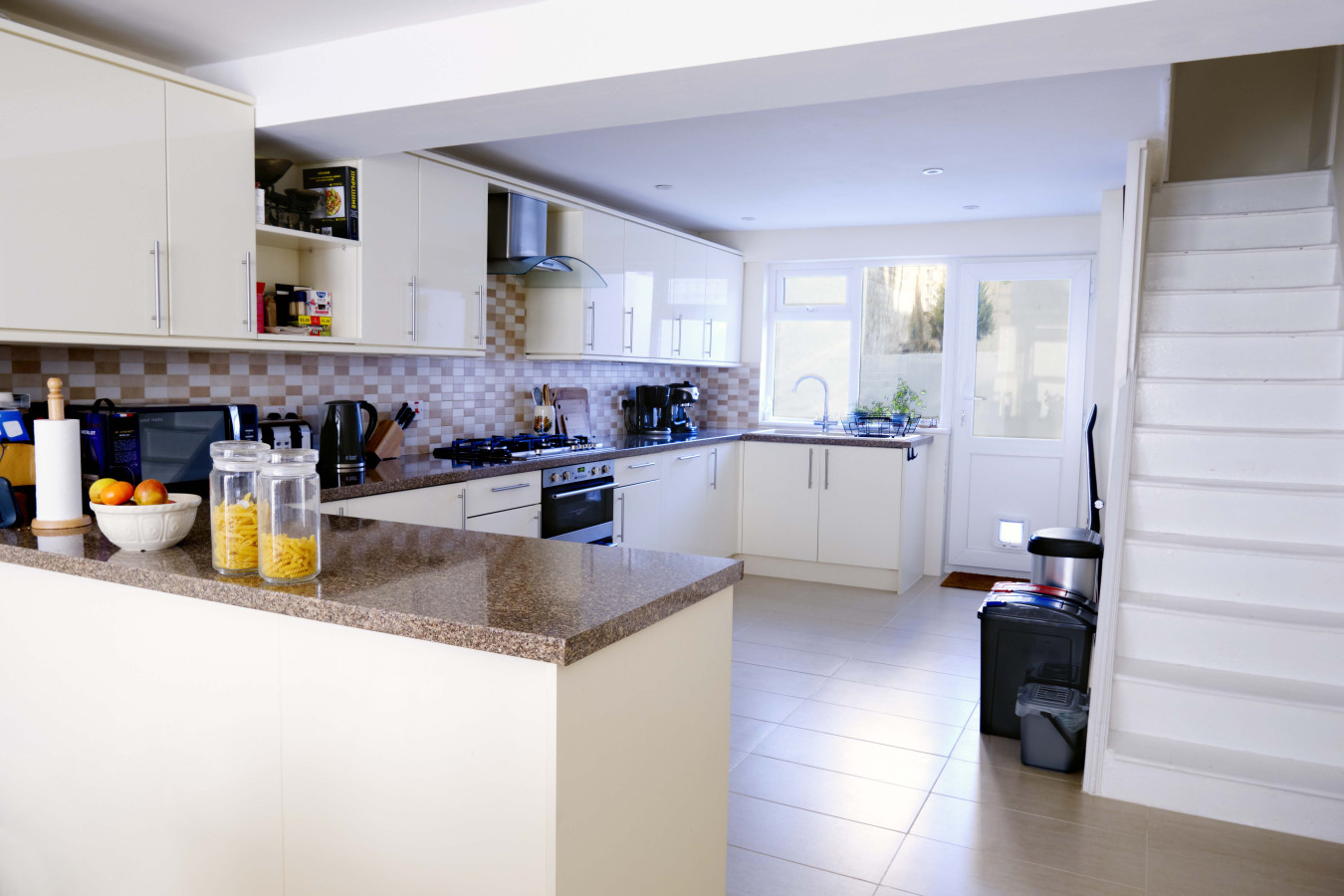 Ramsgate | Elegant Georgian Home | Harbour | Beach in 38 Addington Street - Property image 8 - VivreStays