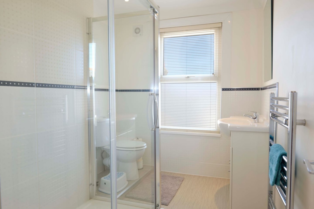 Ramsgate | Elegant Georgian Home | Harbour | Beach in 38 Addington Street - Property image 24 - VivreStays