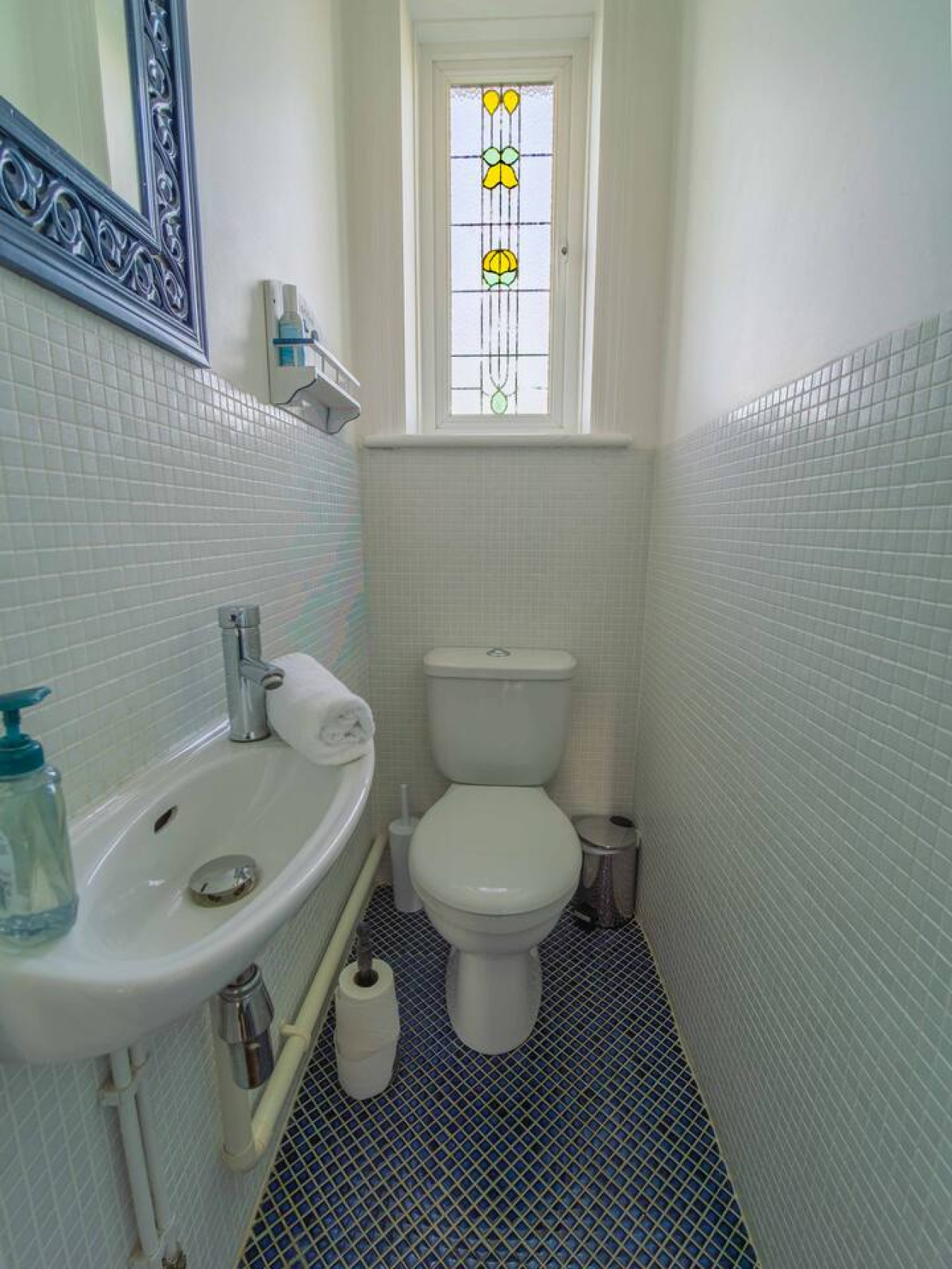 Westgate | Stunning Sea Views, Logburner, Gardens in 4 Carlton Road East Bayside House - Property image 33 - VivreStays