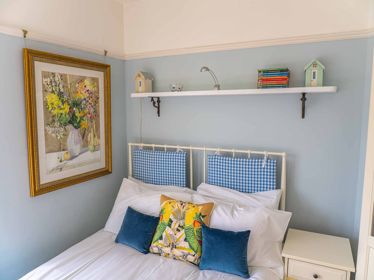 Westgate | Stunning Sea Views, Logburner, Gardens in 4 Carlton Road East Bayside House - Property image 56 - VivreStays