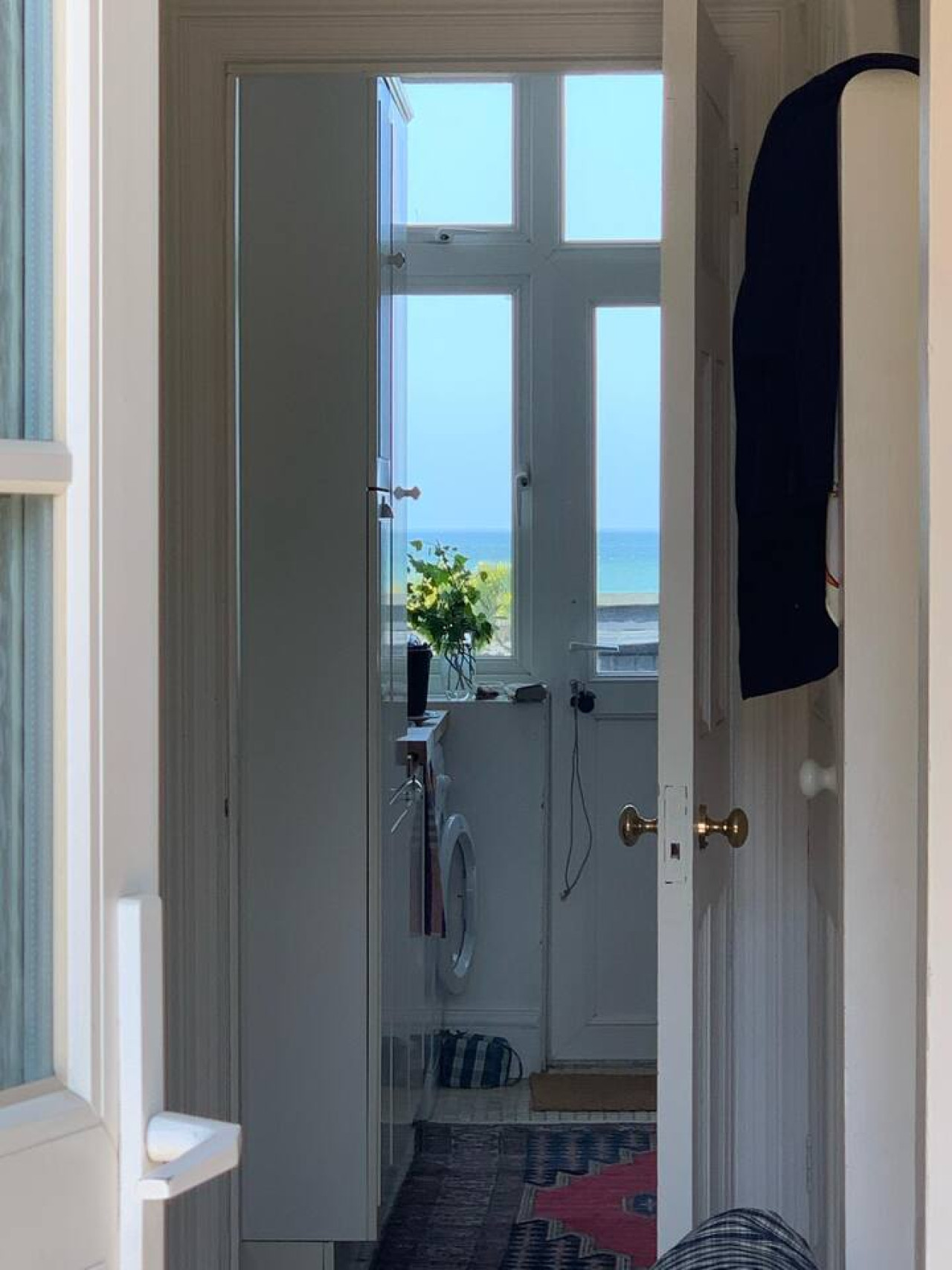 Westgate | Stunning Sea Views, Logburner, Gardens in 4 Carlton Road East Bayside House - Property image 15 - VivreStays