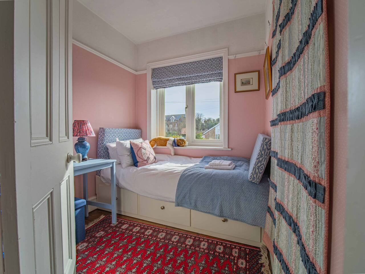 Westgate | Stunning Sea Views, Logburner, Gardens in 4 Carlton Road East Bayside House - Property image 59 - VivreStays