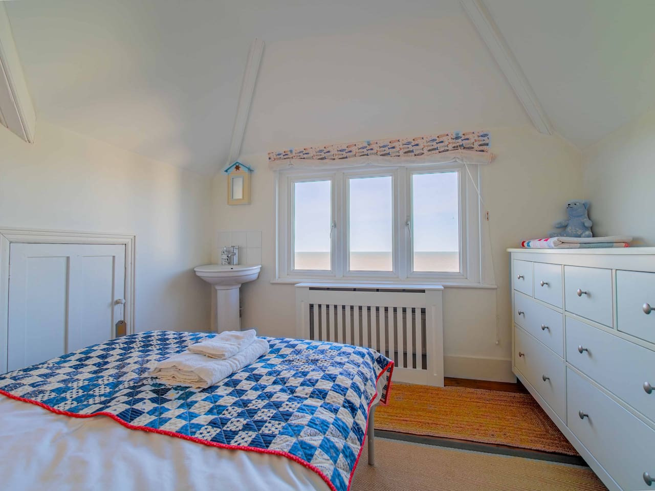 Westgate | Stunning Sea Views, Logburner, Gardens in 4 Carlton Road East Bayside House - Property image 43 - VivreStays