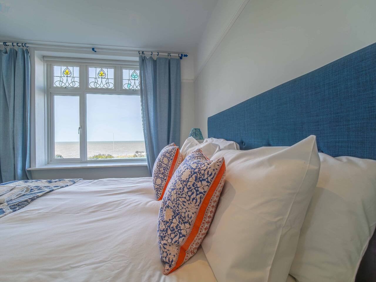 Westgate | Stunning Sea Views, Logburner, Gardens in 4 Carlton Road East Bayside House - Property image 49 - VivreStays