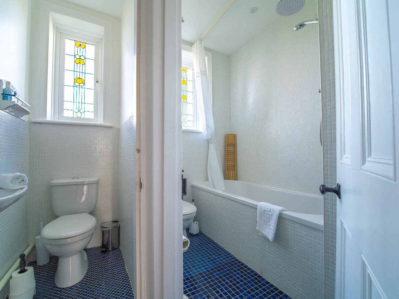 Westgate | Stunning Sea Views, Logburner, Gardens in 4 Carlton Road East Bayside House - Property image 38 - VivreStays