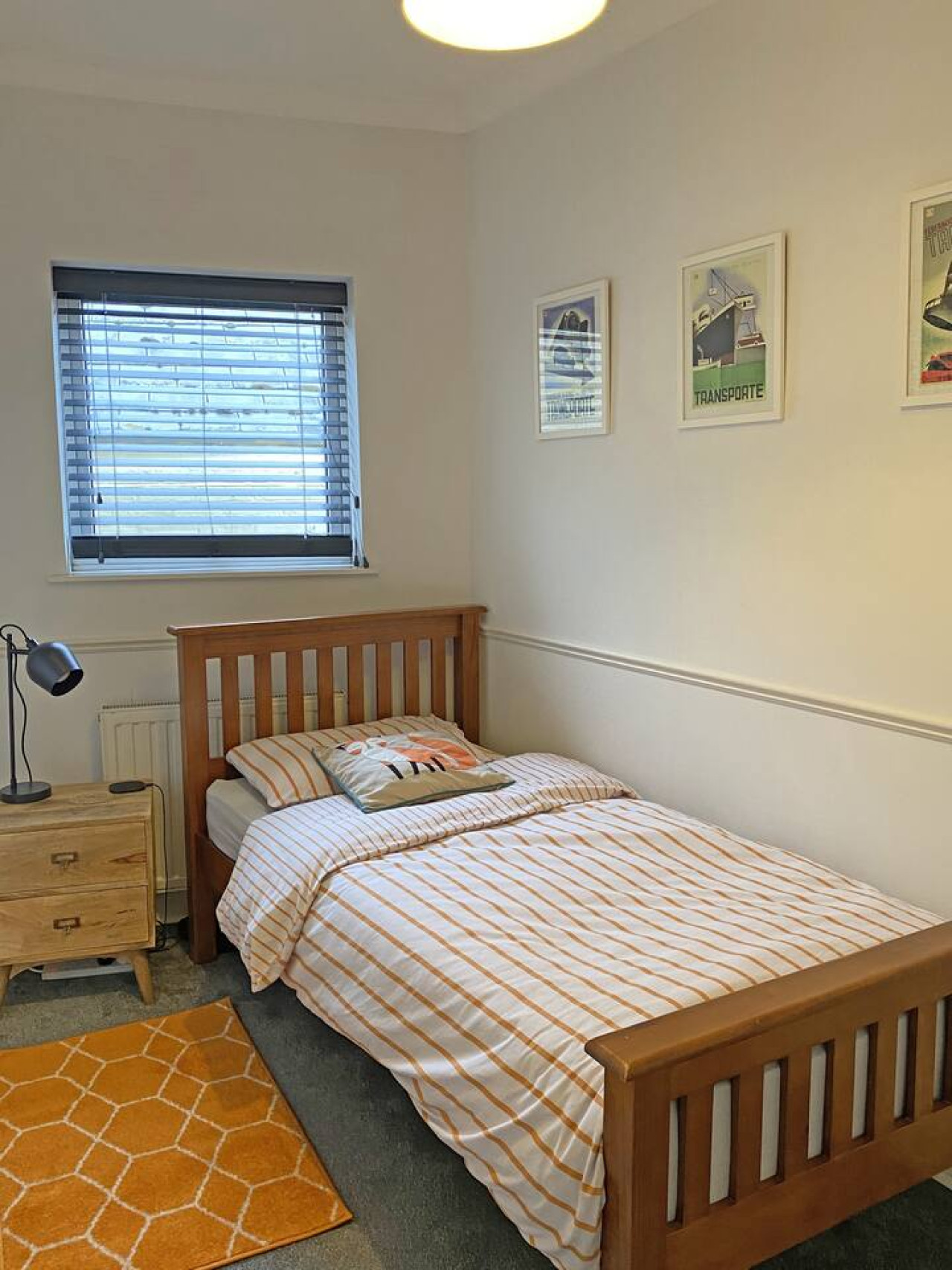 Deal |Stylish Home, Logburner, near Beach & Castle in 73 Gladstone Road - Property image 13 - VivreStays