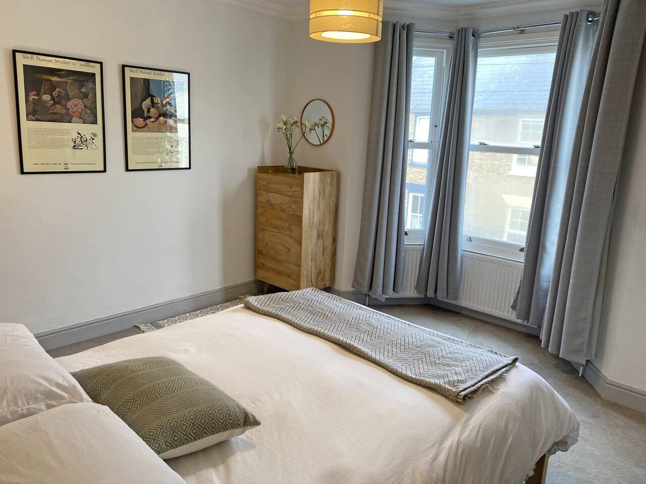 Deal |Stylish Home, Logburner, near Beach & Castle in 73 Gladstone Road - Property image 6 - VivreStays