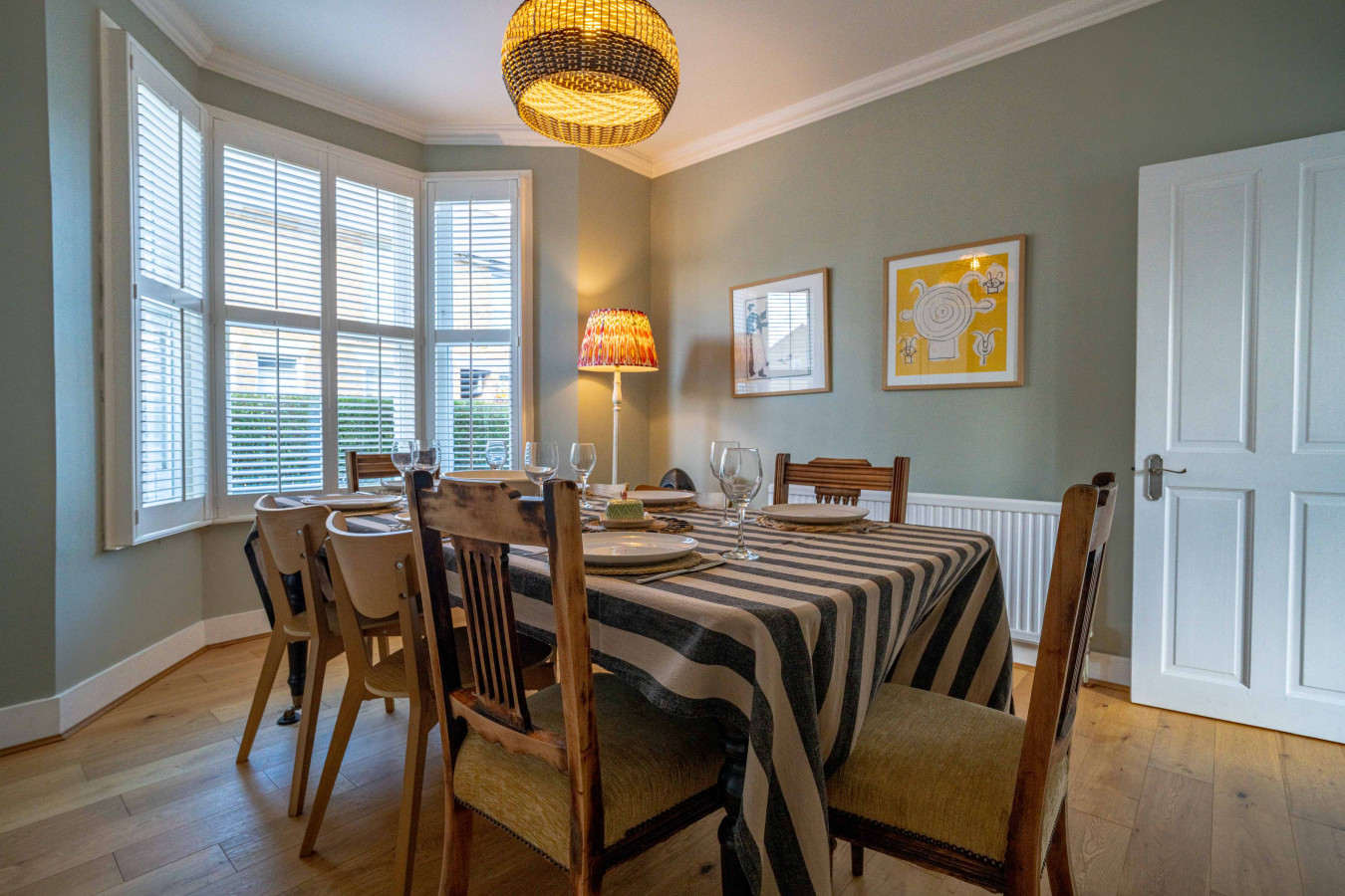 Deal |Stylish Home, Logburner, near Beach & Castle in 73 Gladstone Road - Property image 39 - VivreStays