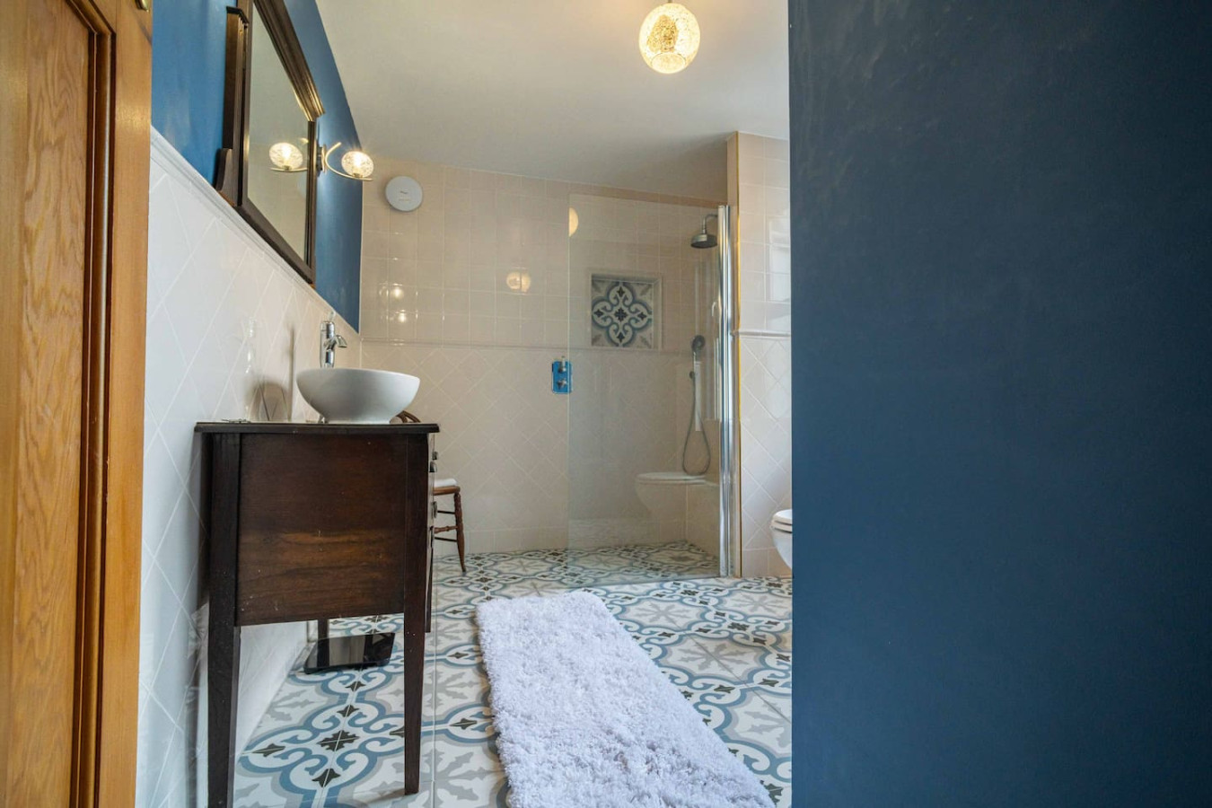 Margate | Heritage Home | Luxurious Beds | Garden in 20 Ethelbert Road - Property image 24 - VivreStays