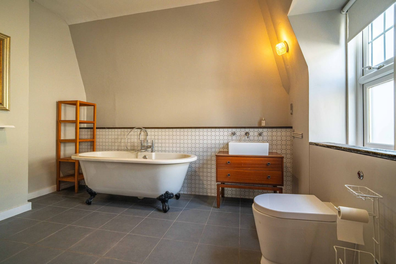 Margate | Heritage Home | Luxurious Beds | Garden in 20 Ethelbert Road - Property image 18 - VivreStays