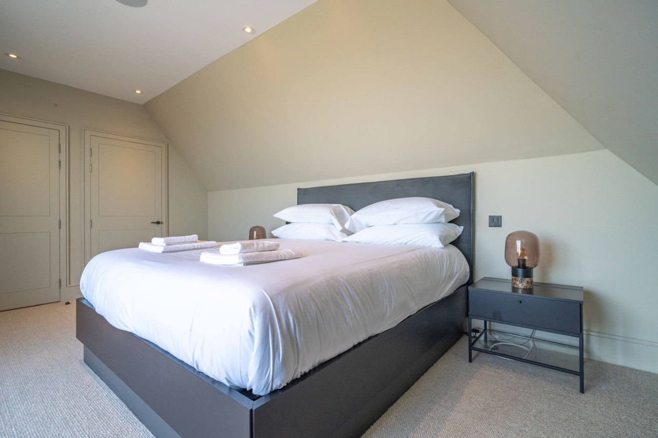 Whitstable | 4 bd | Pool | Games Room | Cinema in 58 Marine Parade - Property image 77 - VivreStays