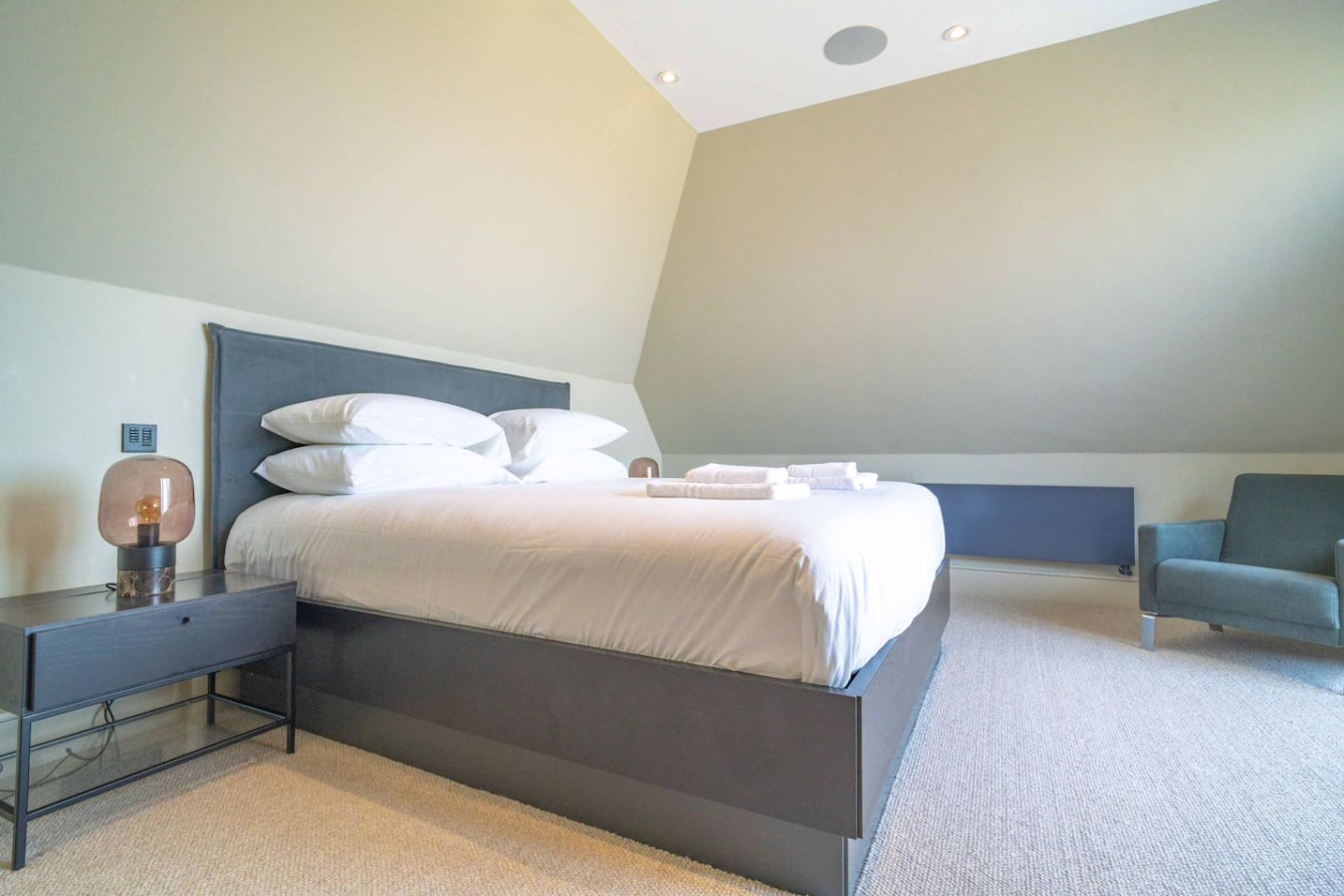 Whitstable | 4 bd | Pool | Games Room | Cinema in 58 Marine Parade - Property image 75 - VivreStays