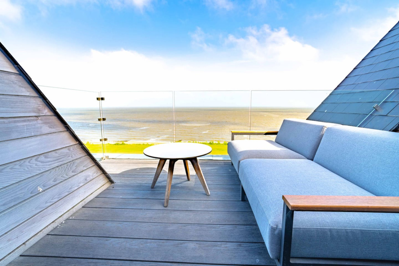 Whitstable | 4 bd | Pool | Games Room | Cinema in 58 Marine Parade - Property image 76 - VivreStays