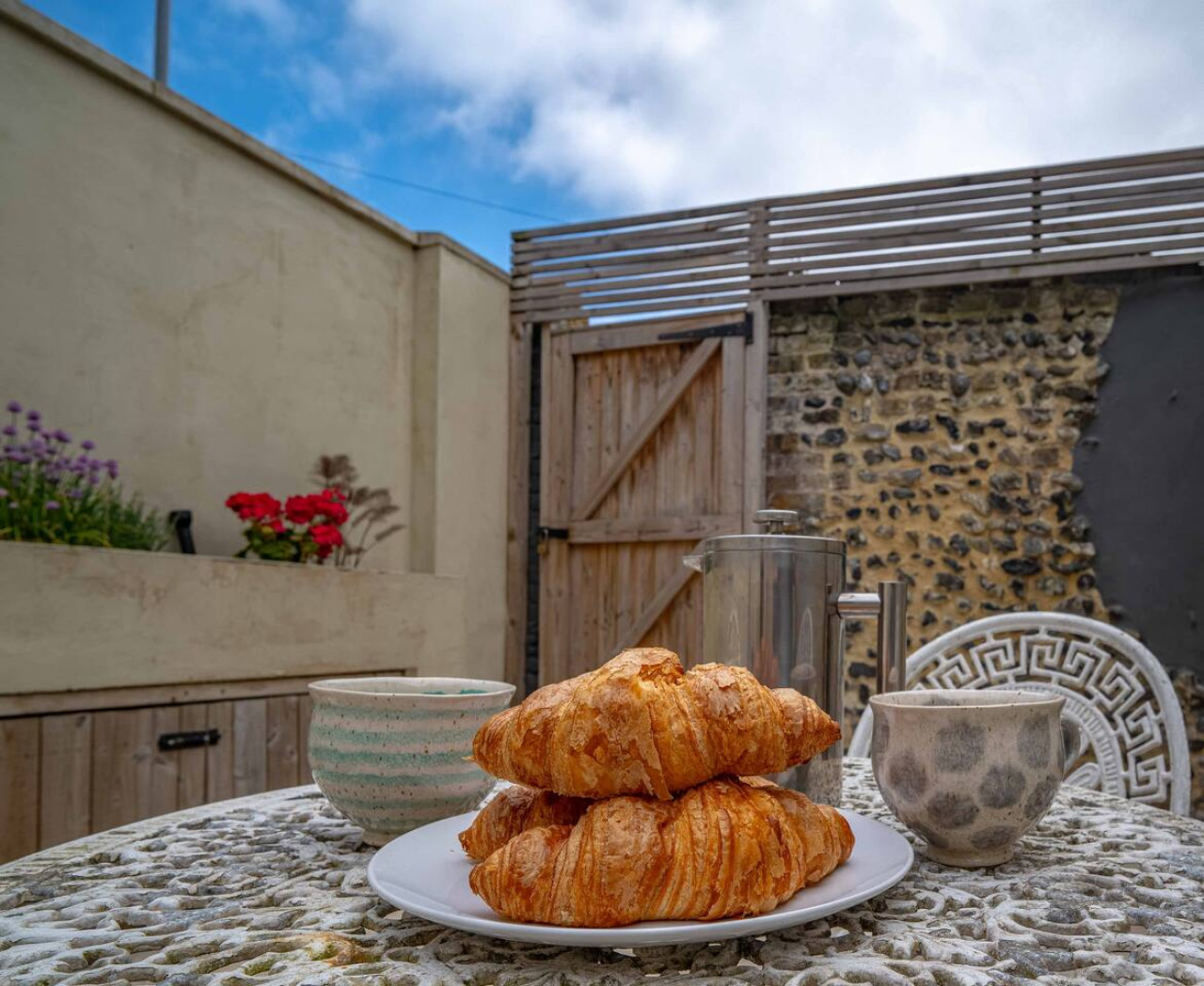 Margate |Stylish House nr Old Town | Beach |Garden |3bedrooms in 24 Dane Hill - Property image 21 - VivreStays