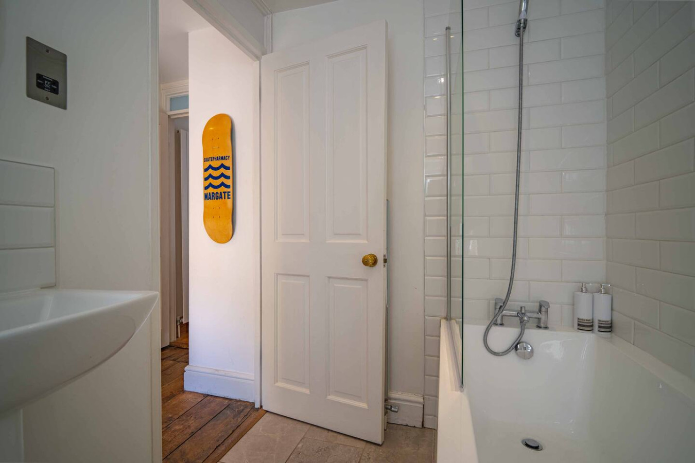 Margate |Stylish House nr Old Town | Beach |Garden |3bedrooms in 24 Dane Hill - Property image 28 - VivreStays