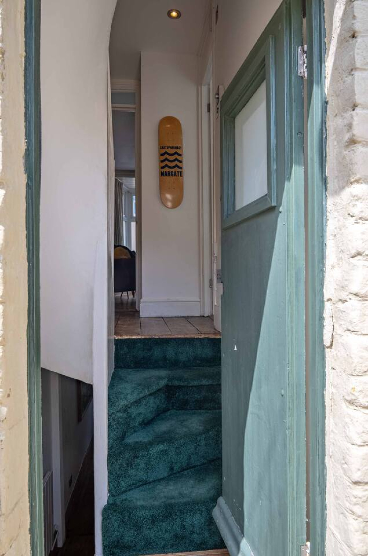 Margate |Stylish House nr Old Town | Beach |Garden |3bedrooms in 24 Dane Hill - Property image 25 - VivreStays