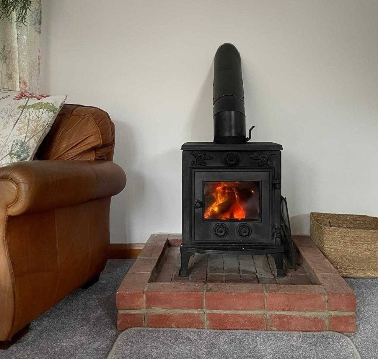 Rural Canterbury | The Dairy | Courthope Farm Cottage | Woodburner Fire in Mill Lane The Dairy - Property image 5 - VivreStays