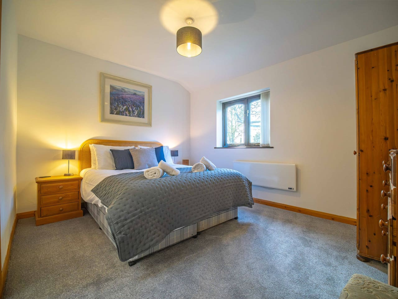 Rural Canterbury | Sheep Shed | Barn Conversion on a Farm | sleeps 4 in The Sheep Shed, Mill Lane, Courthope Farm - Property image 15 - VivreStays