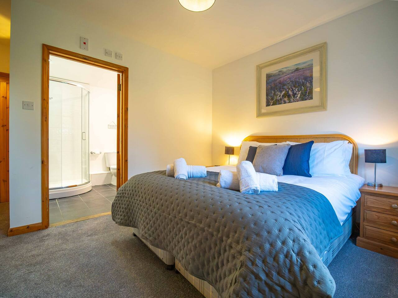 Rural Canterbury | Sheep Shed | Barn Conversion on a Farm | sleeps 4 in The Sheep Shed, Mill Lane, Courthope Farm - Property image 3 - VivreStays