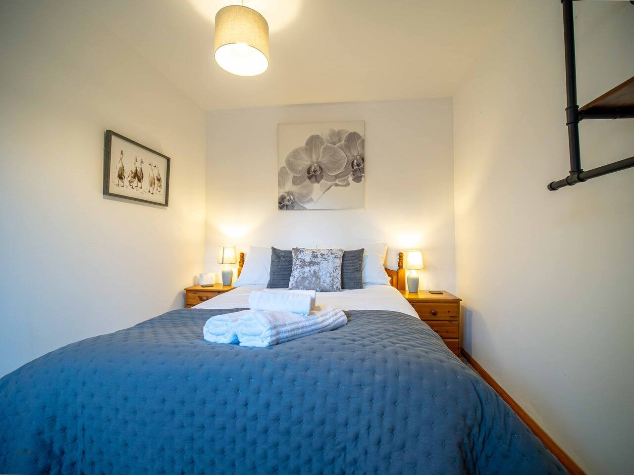 Rural Canterbury |Goose Shed | Courthope Farm Cottage | Cosy Electric Fire in The Goose Shed, Courthope Farm, Mill Lane The Goose Shed - Property image 4 - VivreStays