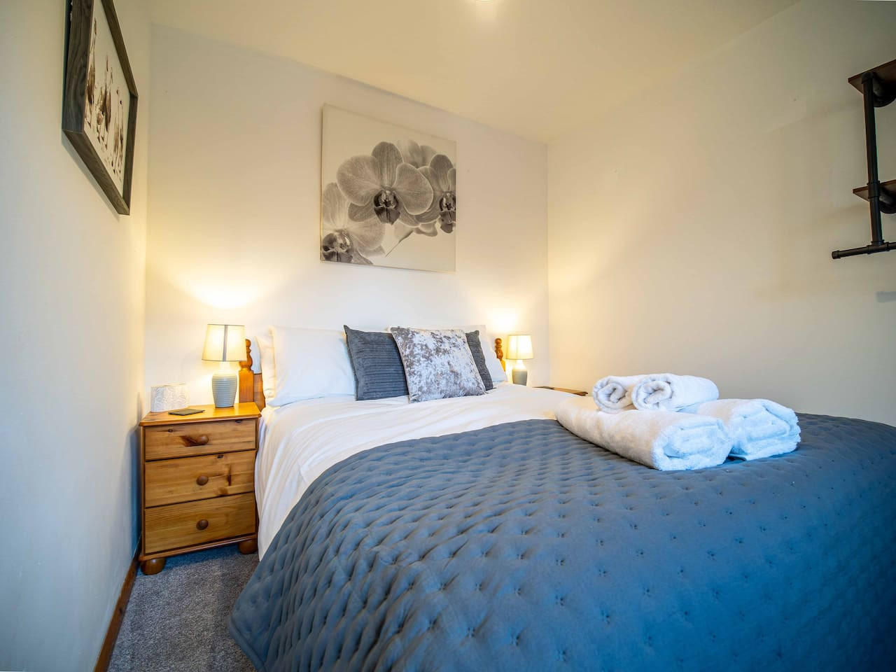 Rural Canterbury |Goose Shed | Courthope Farm Cottage | Cosy Electric Fire in The Goose Shed, Courthope Farm, Mill Lane The Goose Shed - Property image 16 - VivreStays
