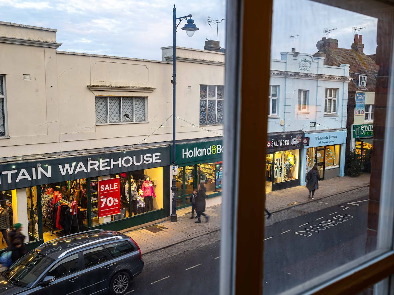 Whitstable |Lilli's Danish Hideaway in Heart of Town | Stylish Interior Decor in 1, 56a High Street - Property image 39 - VivreStays