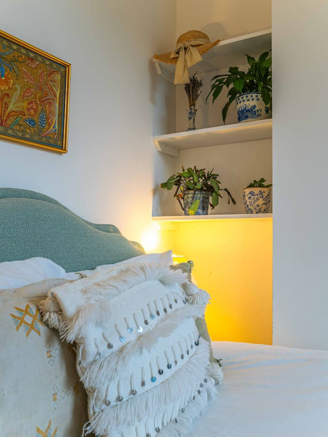Boutique 2 bed, walk to beach, 15 mins to Old Town in 3, 14 Dalby Square - Property image 9 - VivreStays