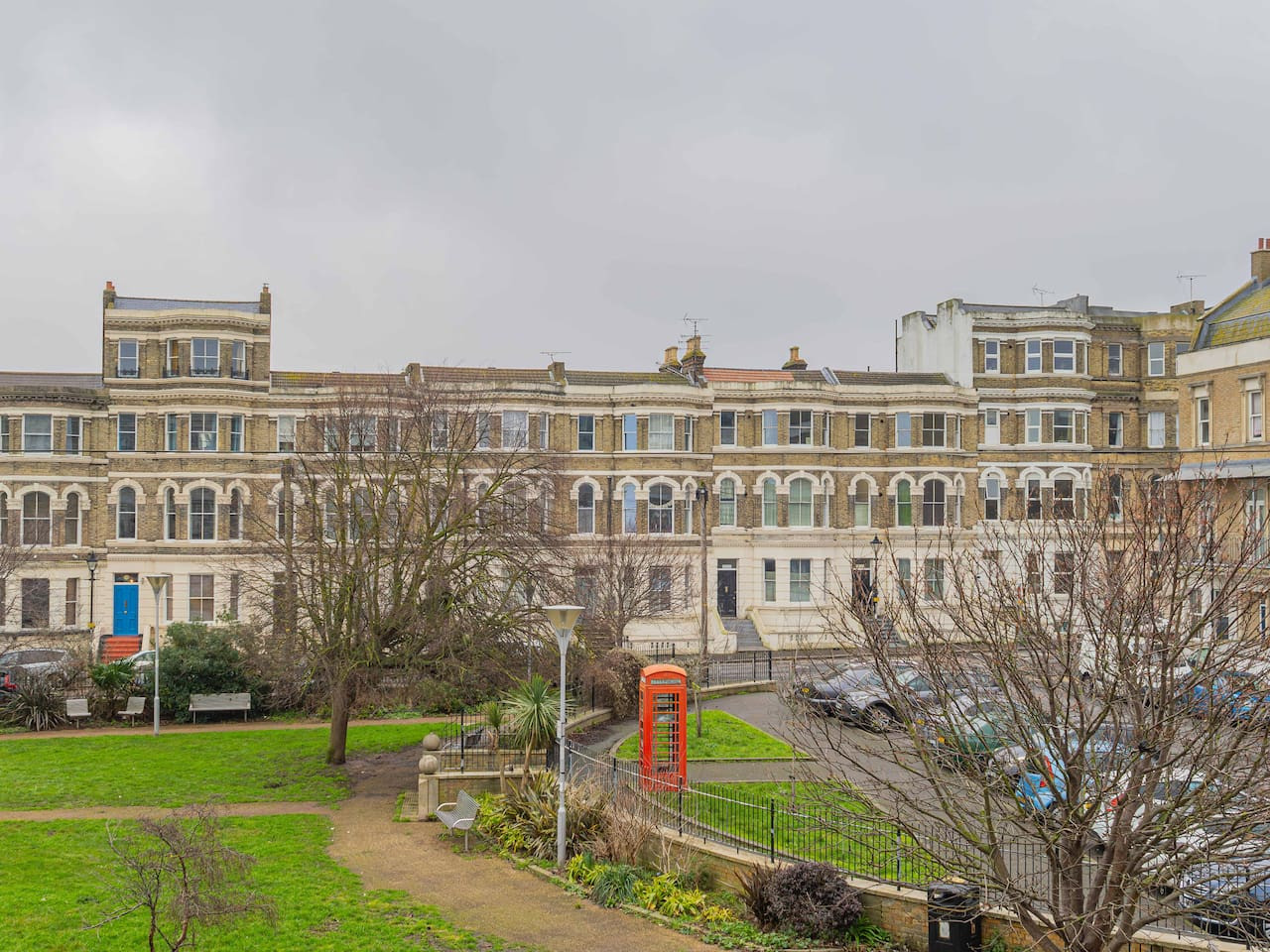 Boutique 2 bed, walk to beach, 15 mins to Old Town in 3, 14 Dalby Square - Property image 32 - VivreStays