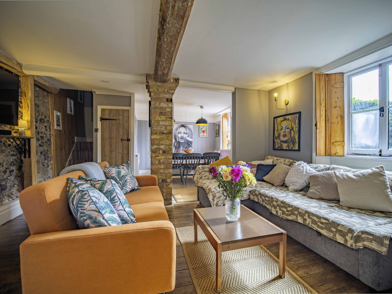 Broadstairs | Betsy Cottage | 17th-Century Flint Cottage by Viking Bay in 14 Nelson Place - Property image 3 - VivreStays