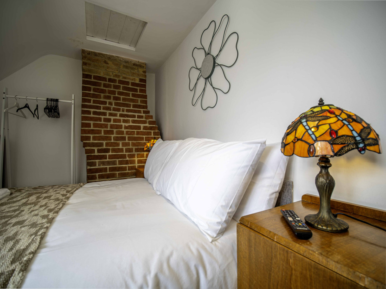 Broadstairs | Betsy Cottage | 17th-Century Flint Cottage by Viking Bay in 14 Nelson Place - Property image 16 - VivreStays