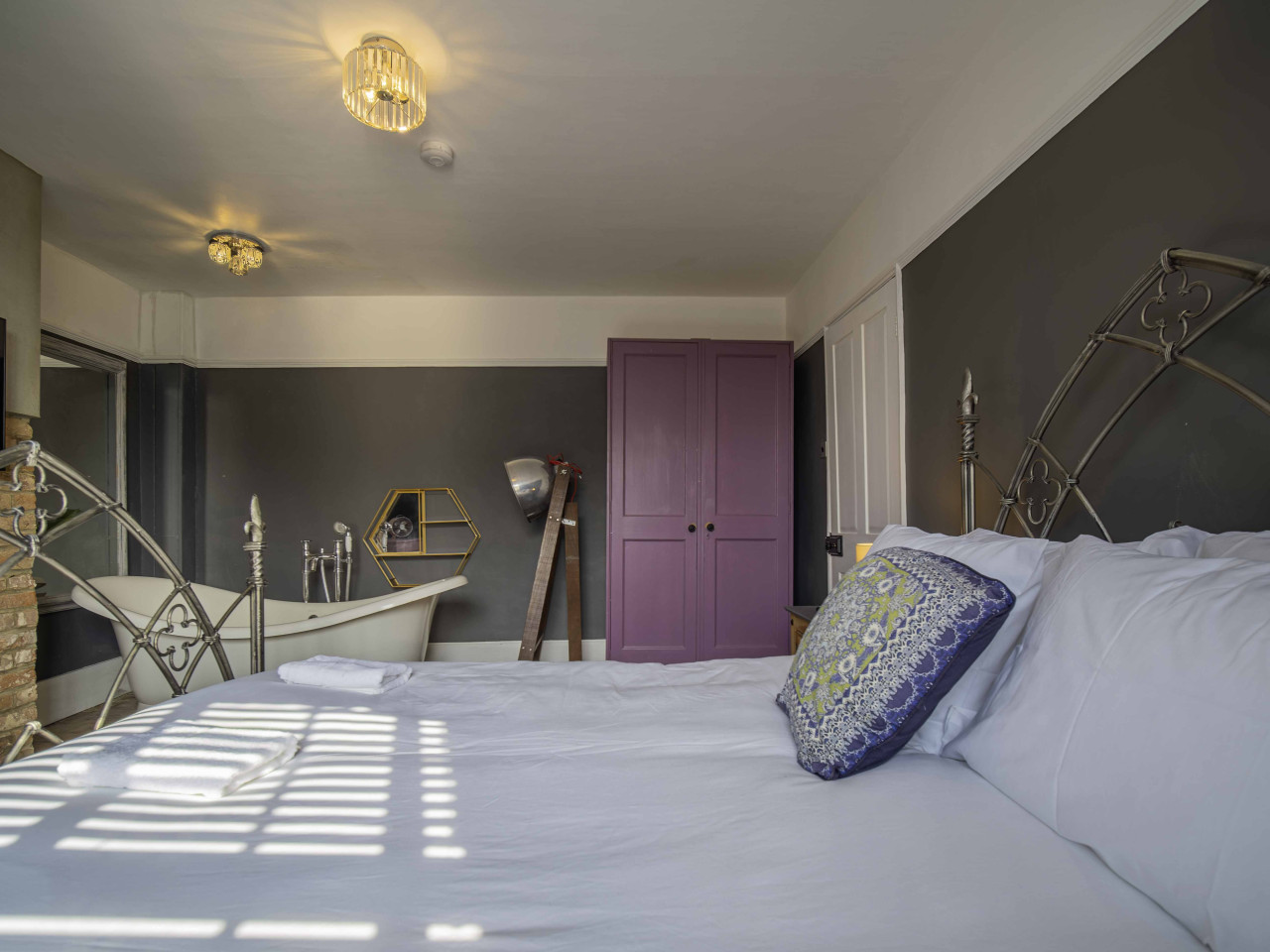 Broadstairs | Betsy Cottage | 17th-Century Flint Cottage by Viking Bay in 14 Nelson Place - Property image 12 - VivreStays