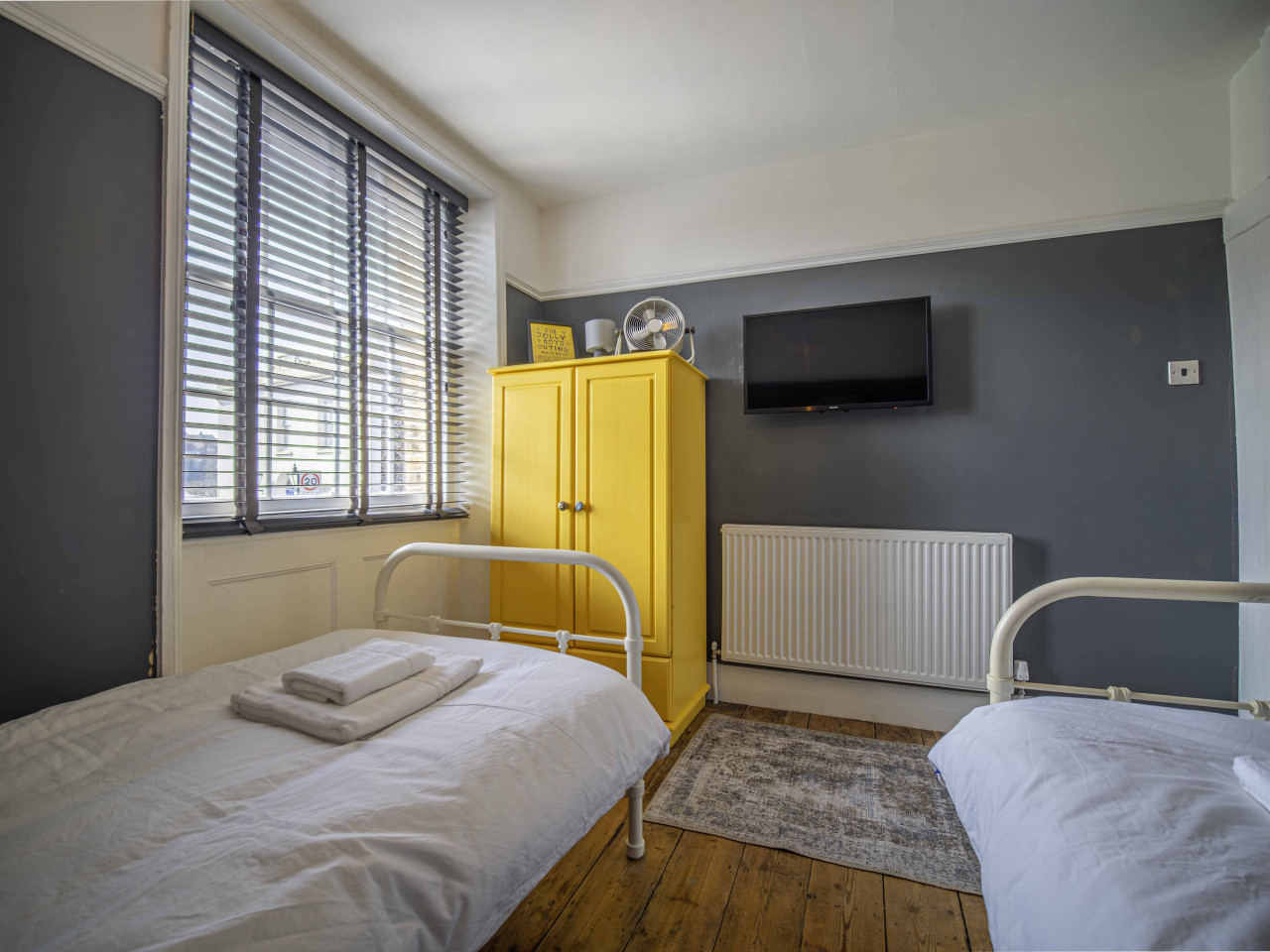 Broadstairs | Betsy Cottage | 17th-Century Flint Cottage by Viking Bay in 14 Nelson Place - Property image 36 - VivreStays